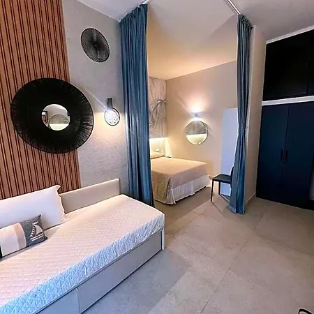 Kyria Luxury Hotel 4*